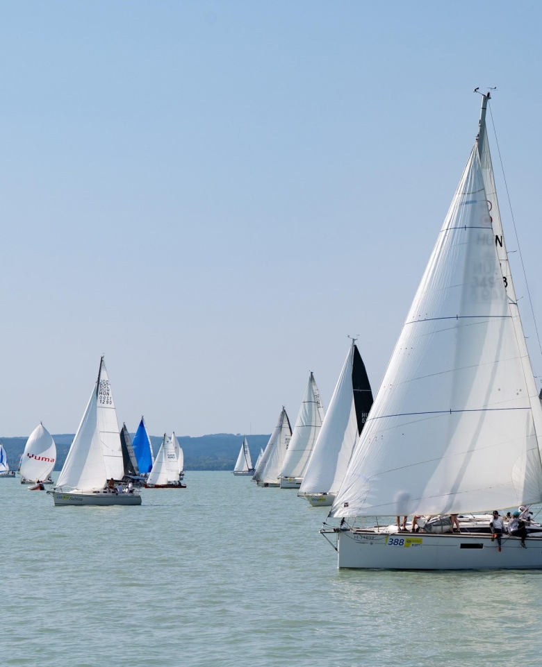 Hajóbérlés a Balatonon